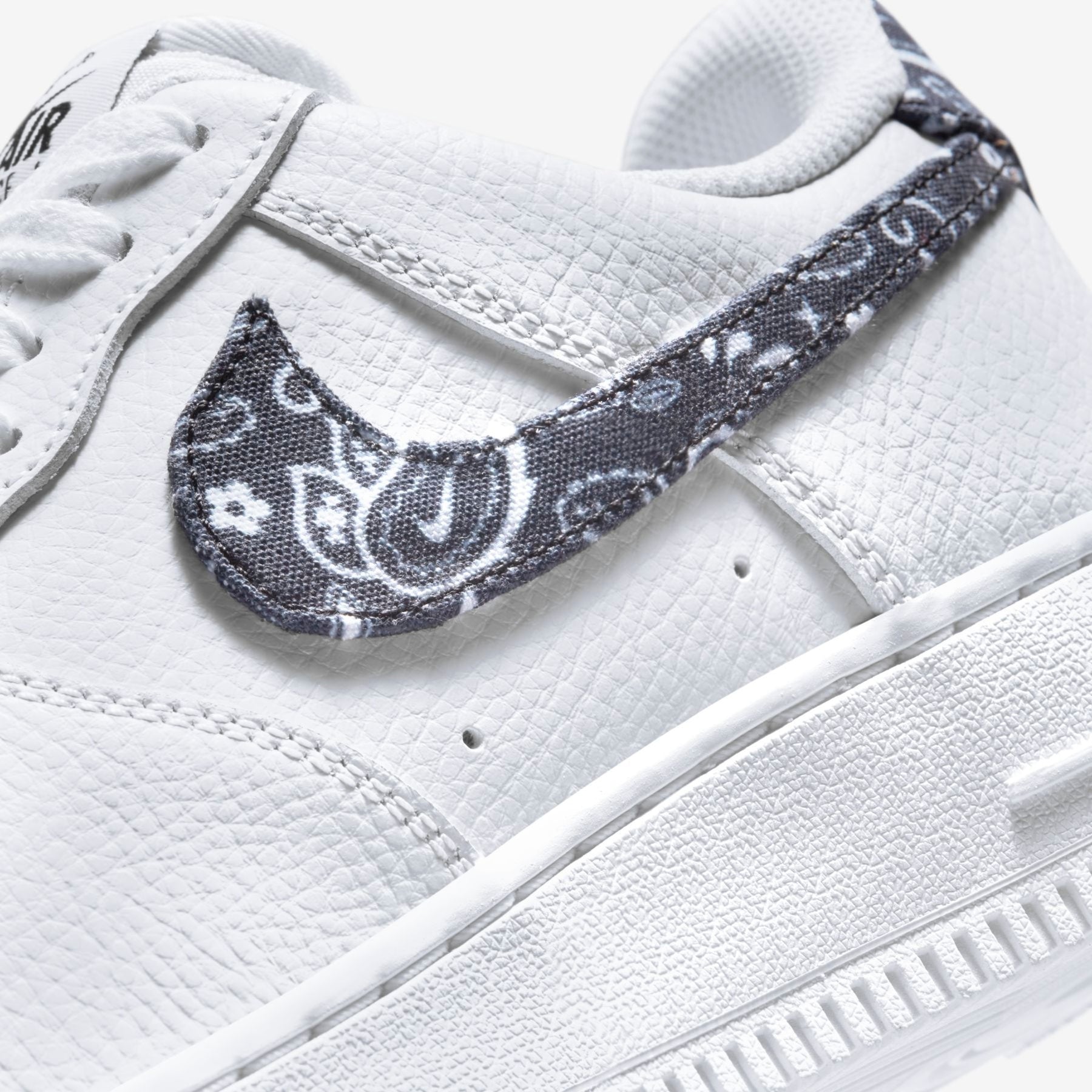 Nike Air Force 1 'Black Paisley'