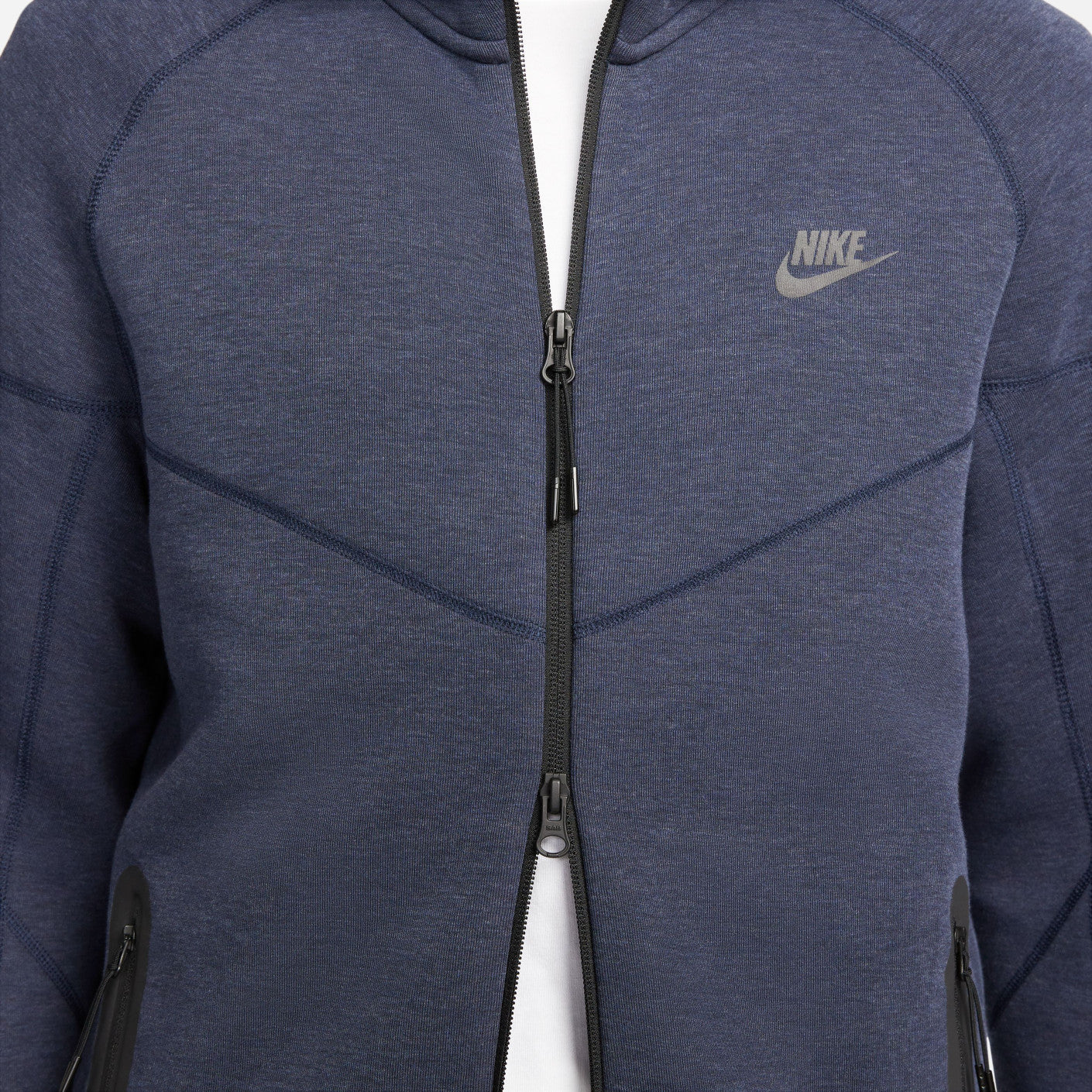 Conjunto Nike Tech Fleece Chumbo