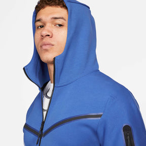 Conjunto Nike Tech Fleece Azul Escuro Estampado