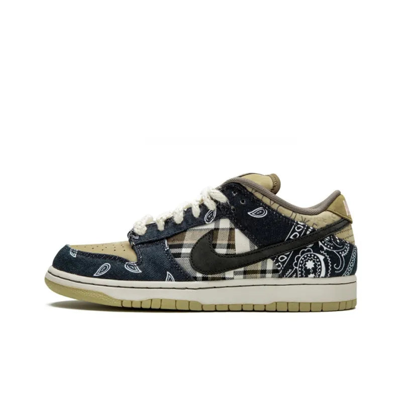 Nike SB Dunk Low x Travis Scott