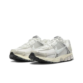 Nike Zoom Vomero 5 'Platinum Tint'